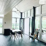 Wine & Space At Balaton Apartamento *
