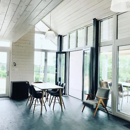 Wine & Space At Balaton شقة *